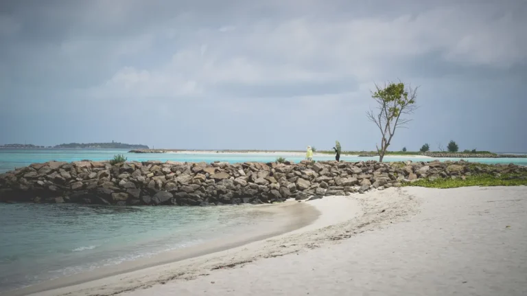 popular island-hop routes near Bintan