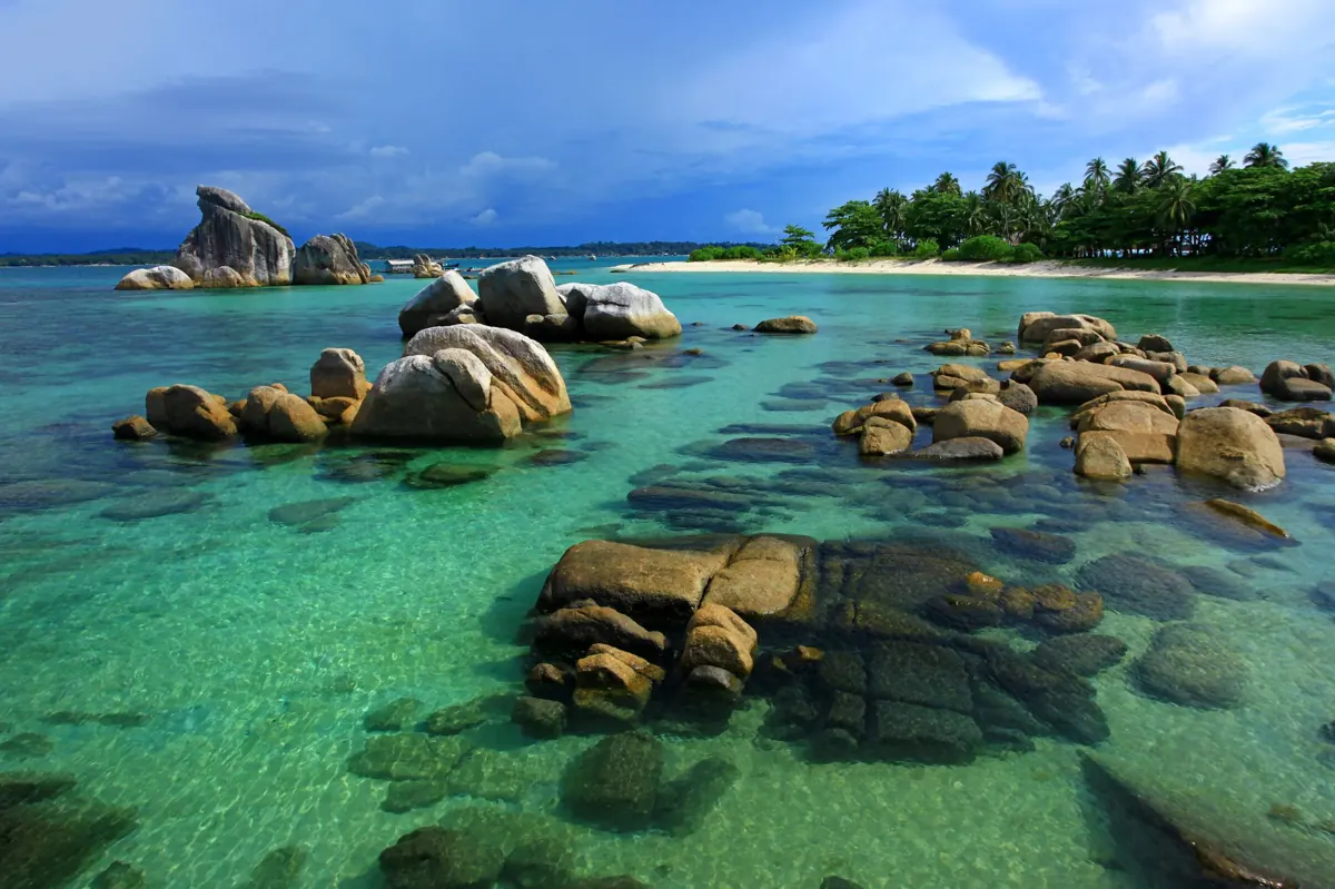 secluded beach stops for private charters